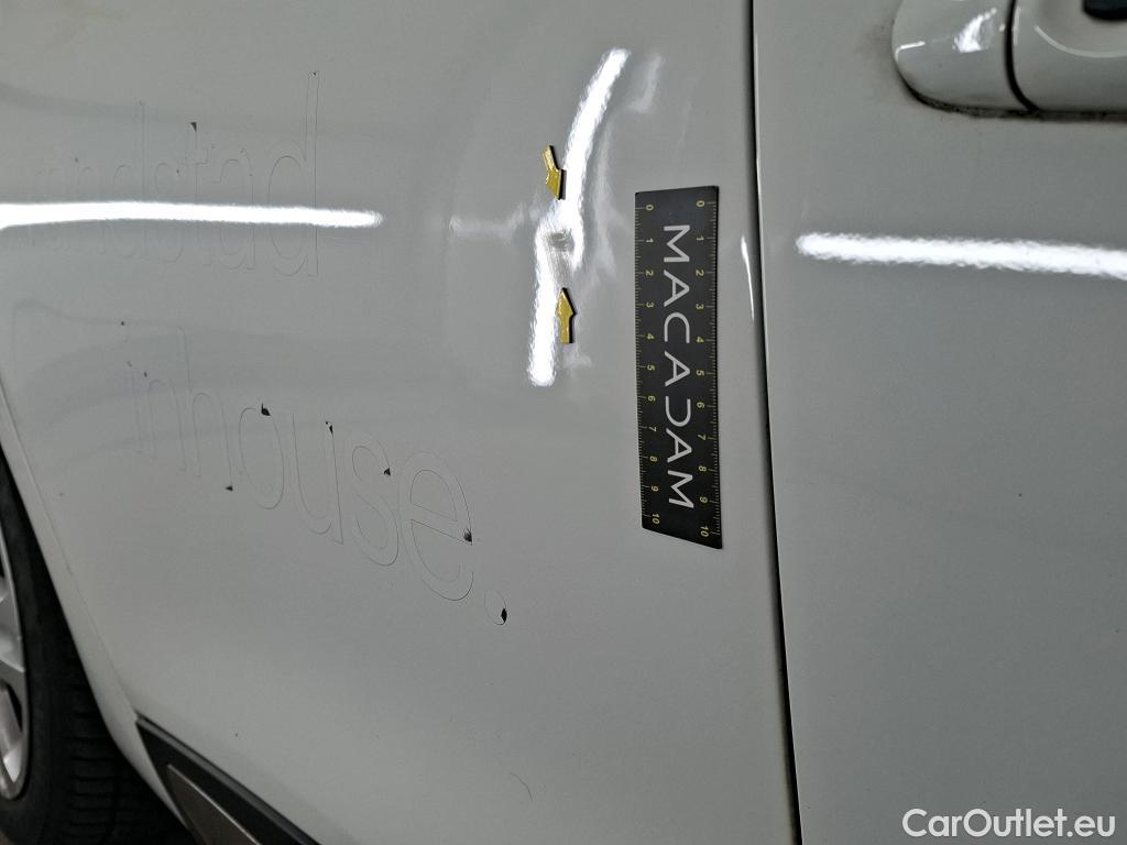  Renault  Clio  IV Business 0.9 TCe 90CV BVM5 E6 #22