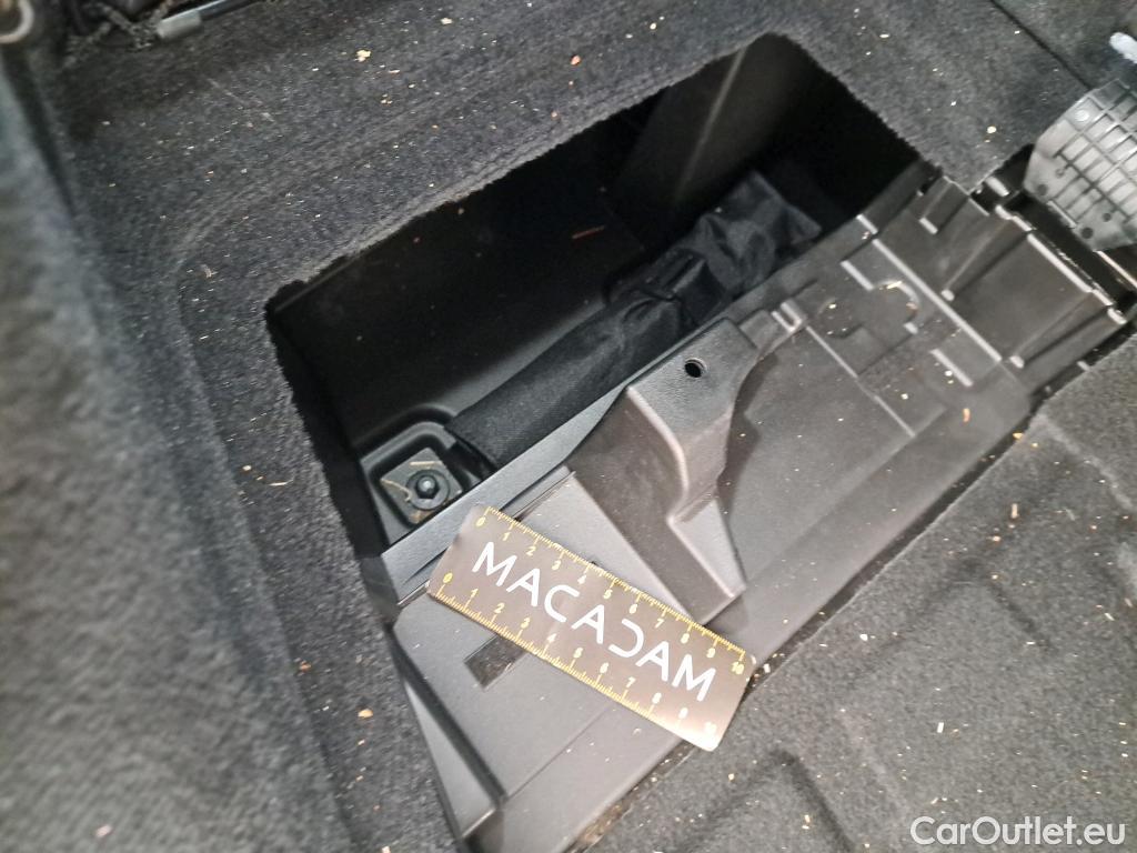  Bmw  Serie 3 BMW Série 3 Touring / 2022 / 5P / Break 318d 150ch BVA8 #7