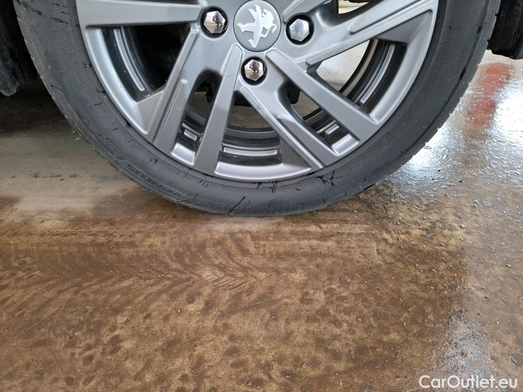  Peugeot  208  Active Business 1.2 PureTech 75CV BVM5 E6d #16