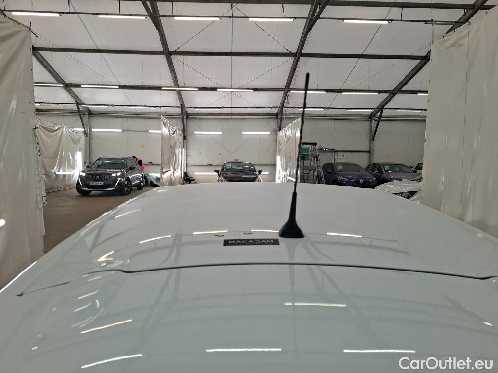  Renault  Clio  IV Business 0.9 TCe 90CV BVM5 E6 #23