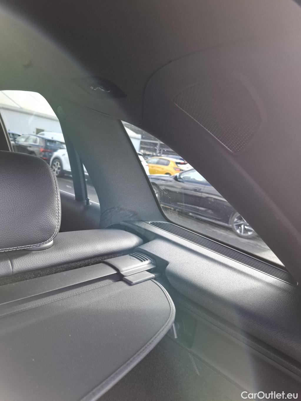  Mercedes  G-Klasee MERCEDES-BENZ GLC / 2019 / 5P / SUV 2.0 GLC 300 E BUSINESS LINE 4MATIC #39