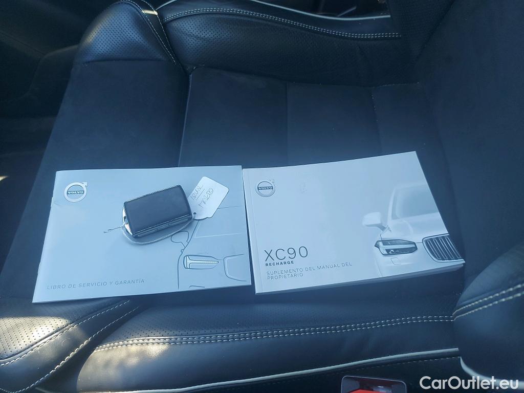  Volvo  XC90 VOLVO  / 2019 / 5P / todoterreno 2.0 T8 AWD Recharge R-Design Auto #4