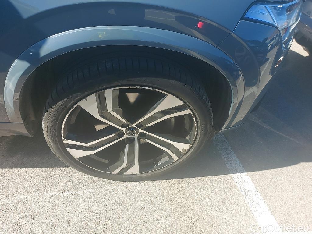  Volvo  XC90 VOLVO  / 2019 / 5P / todoterreno 2.0 T8 AWD Recharge R-Design Auto #16