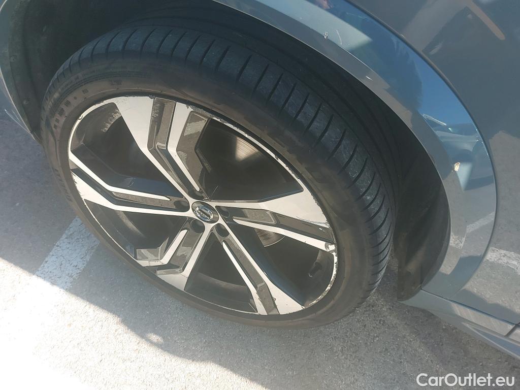  Volvo  XC90 VOLVO  / 2019 / 5P / todoterreno 2.0 T8 AWD Recharge R-Design Auto #13