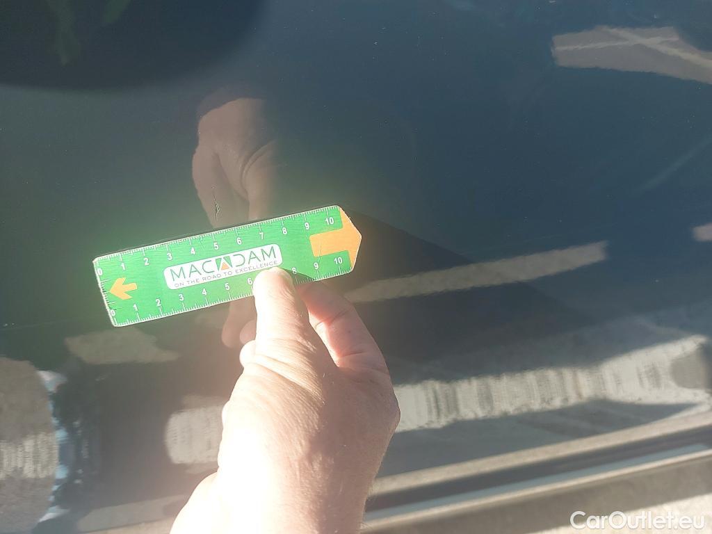  Volvo  XC90 VOLVO  / 2019 / 5P / todoterreno 2.0 T8 AWD Recharge R-Design Auto #25