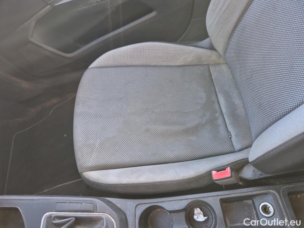  Seat  Ibiza SEAT NUEVO  5p 5G berlina con portó 1.0 EcoTSI 70kW (95CV) Style #25