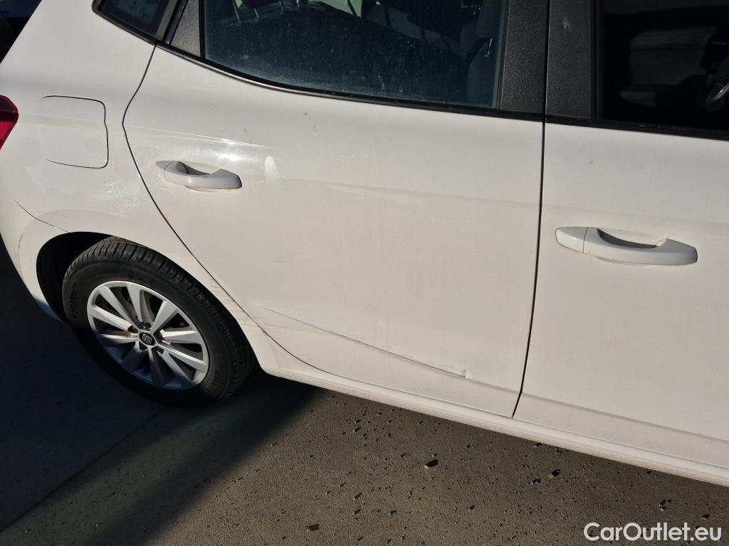  Seat  Ibiza SEAT NUEVO  5p 5G berlina con portó 1.0 EcoTSI 70kW (95CV) Style #1