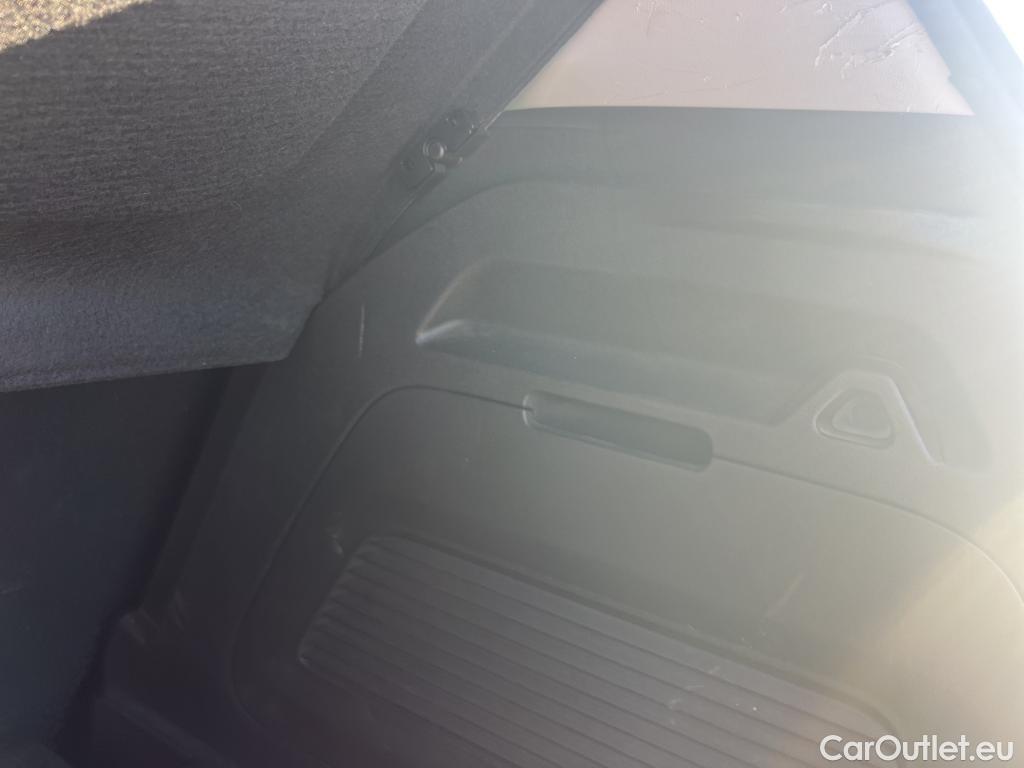  Opel  Crossland  X GS Line 1.2 Turbo 110CV MT6 6E #17