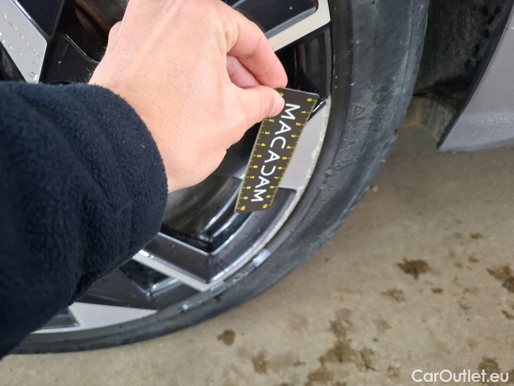  Peugeot  308  Allure Pack 1.5 HDi 130CV BVM6 E6d #24