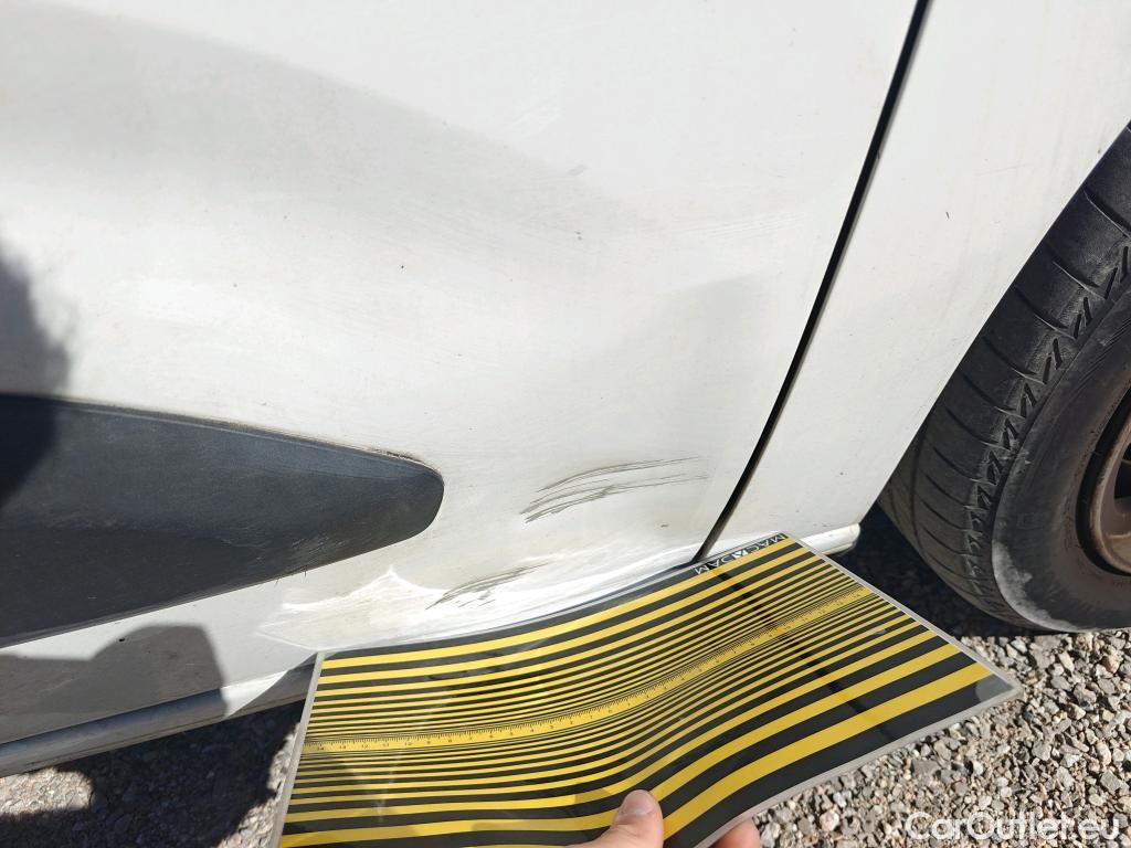  Opel  Combo OPEL  Life / 2018 / 4P / combi 1.5 TD 75kW (100CV) S/S Expression L (combi) (CX) #31