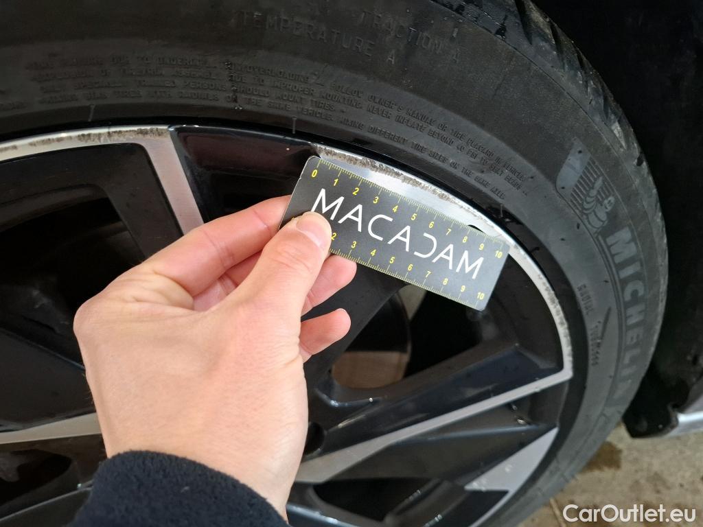  Peugeot  308  Allure Pack 1.5 HDi 130CV BVM6 E6d #19