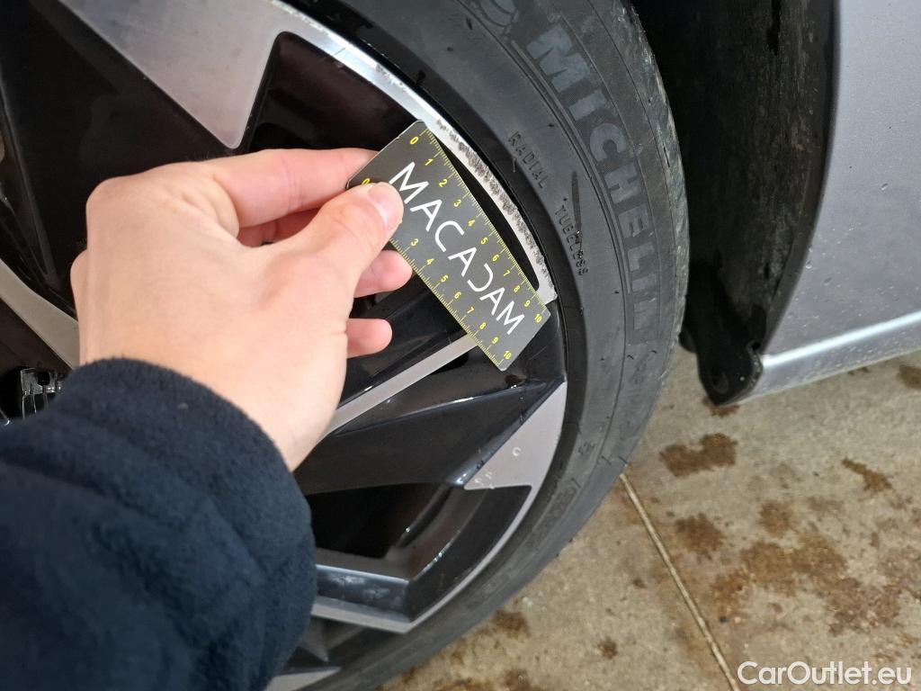  Peugeot  308  Allure Pack 1.5 HDi 130CV BVM6 E6d #18