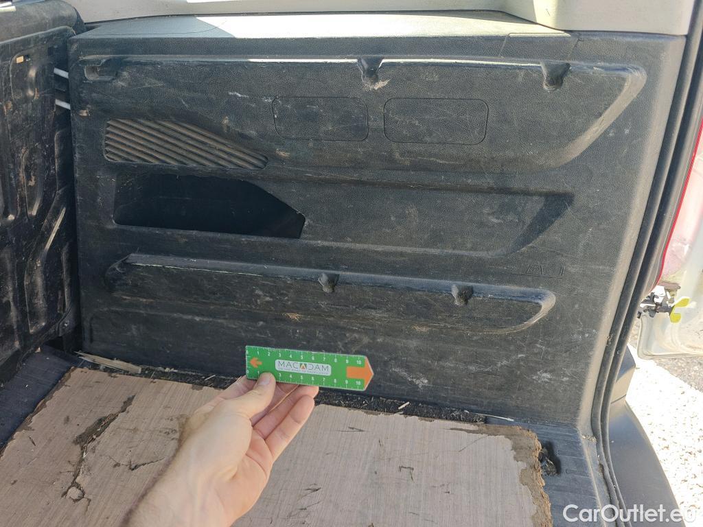  Opel  Combo OPEL  Life / 2018 / 4P / combi 1.5 TD 75kW (100CV) S/S Expression L (combi) (CX) #15