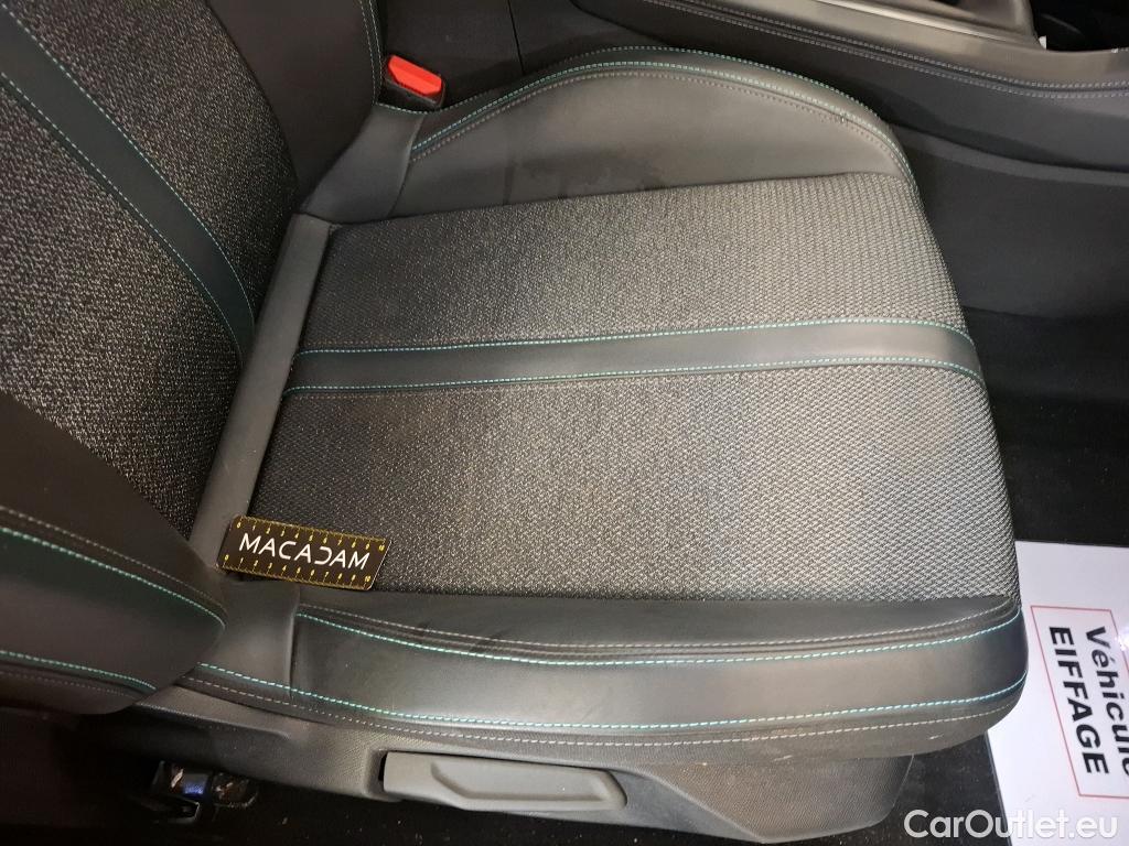  Peugeot  308  Allure Pack 1.5 HDi 130CV BVM6 E6d #36