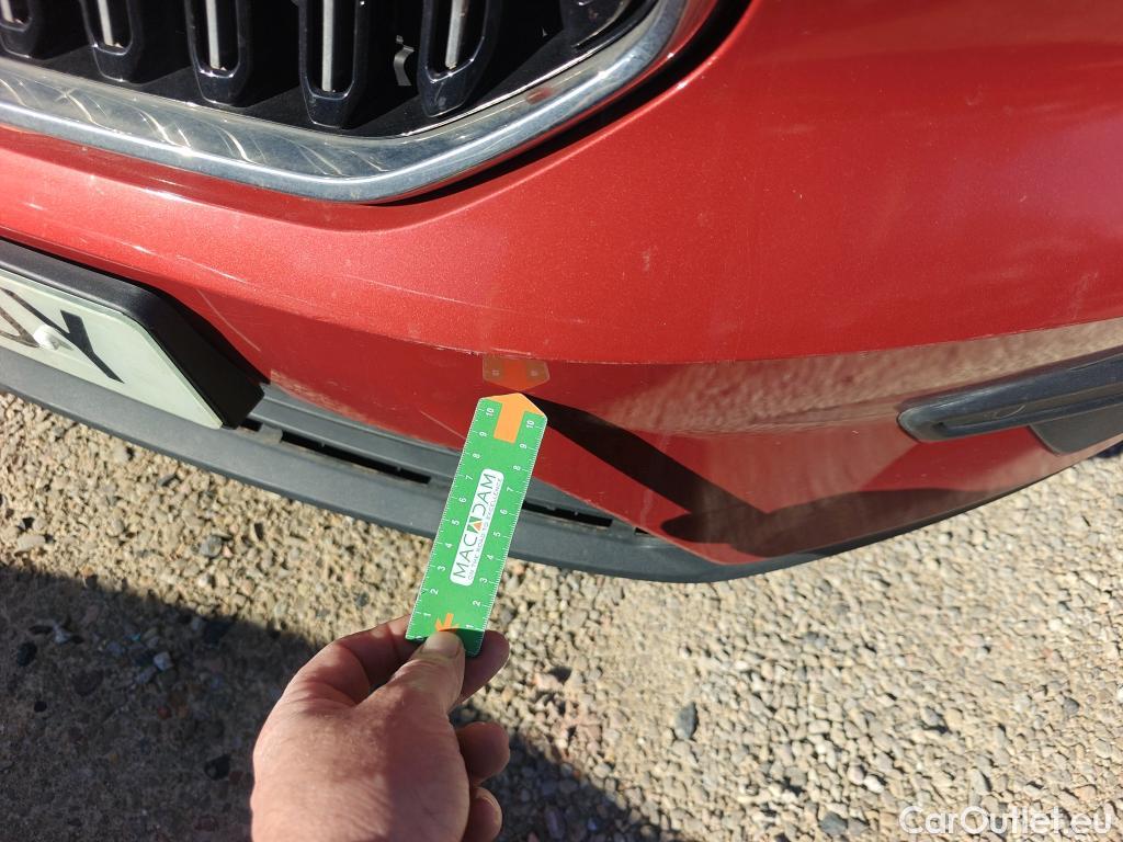  Volvo  XC 40 VOLVO XC40 / 2021 / 5P / todoterreno 1.5 T4 Recharge PHEV Core Auto #18