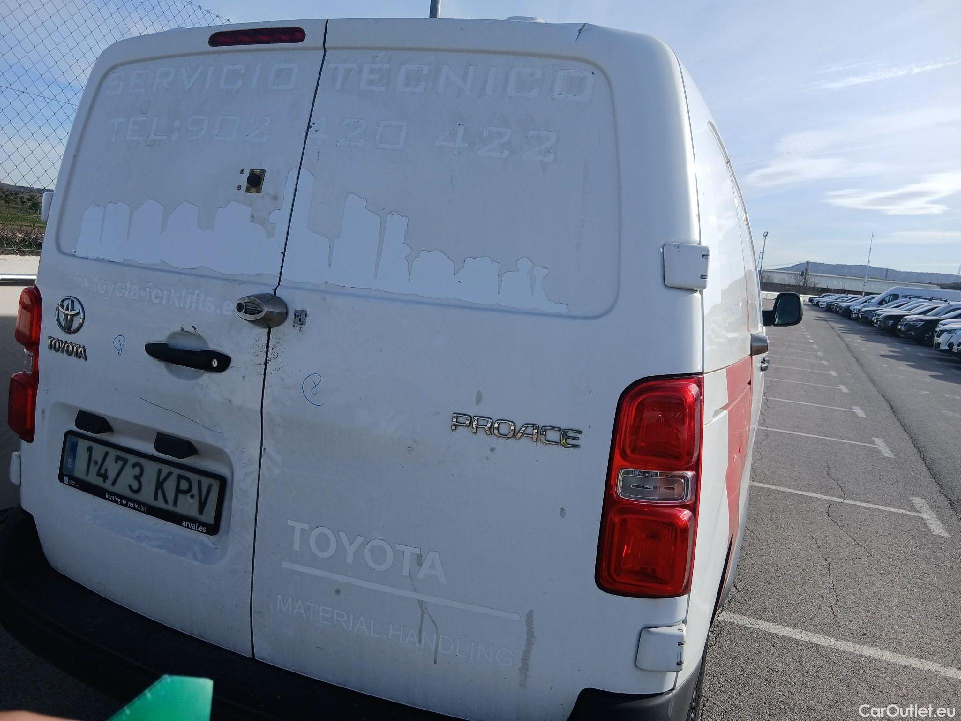  Toyota  Proace TOYOTA  / 2016 / 4P / furgón FU. MEDIO (L1) 2.0D 90kW COMFORT CARGA + #35