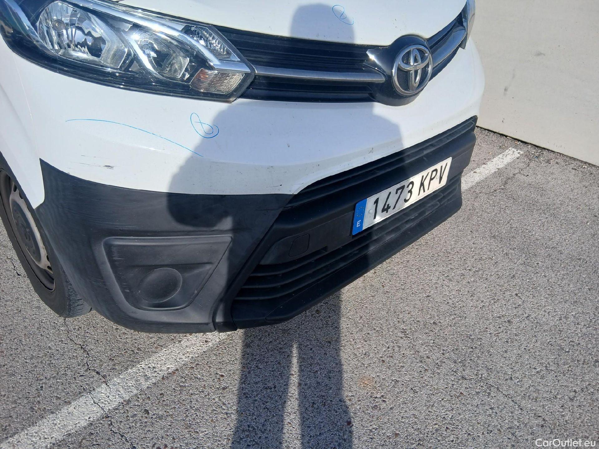  Toyota  Proace TOYOTA  / 2016 / 4P / furgón FU. MEDIO (L1) 2.0D 90kW COMFORT CARGA + #11