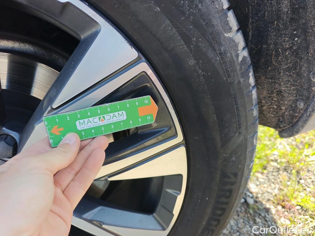  Volvo  XC60 VOLVO  / 2017 / 5P / todoterreno 2.0 B4 D Inscription Auto #21