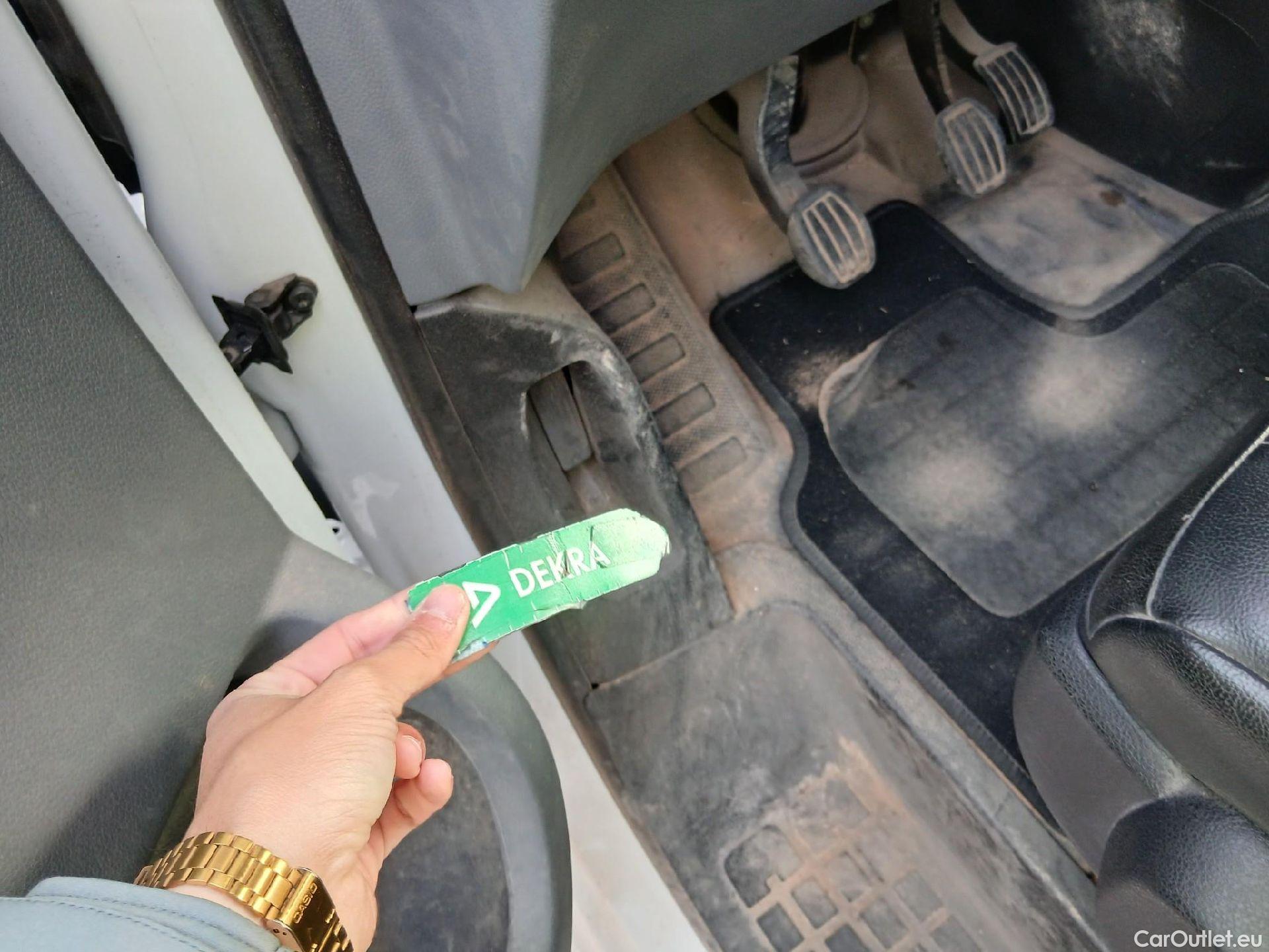  Peugeot  Expert PEUGEOT  / 2016 / 4P / furgón Furgón Pro 1.5 BlueHDi 120 Standard #14