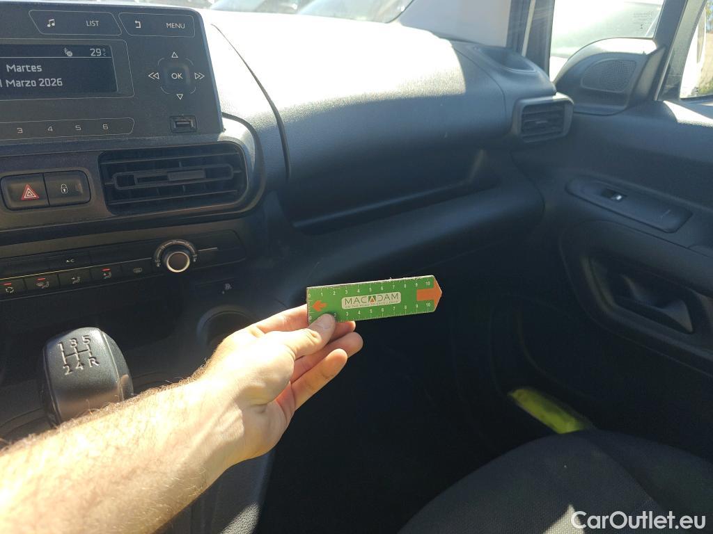  Opel  Combo OPEL  Life / 2018 / 4P / combi 1.5 TD 75kW (100CV) S/S Expression L (combi) (CX) #88