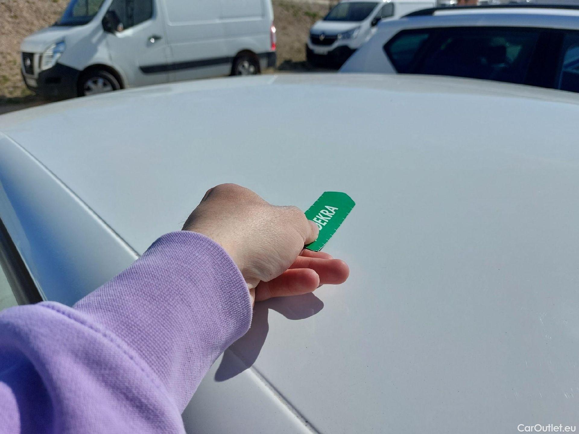  Opel  Corsa OPEL  1.2T XHL 74kW (100CV) Elegance #12