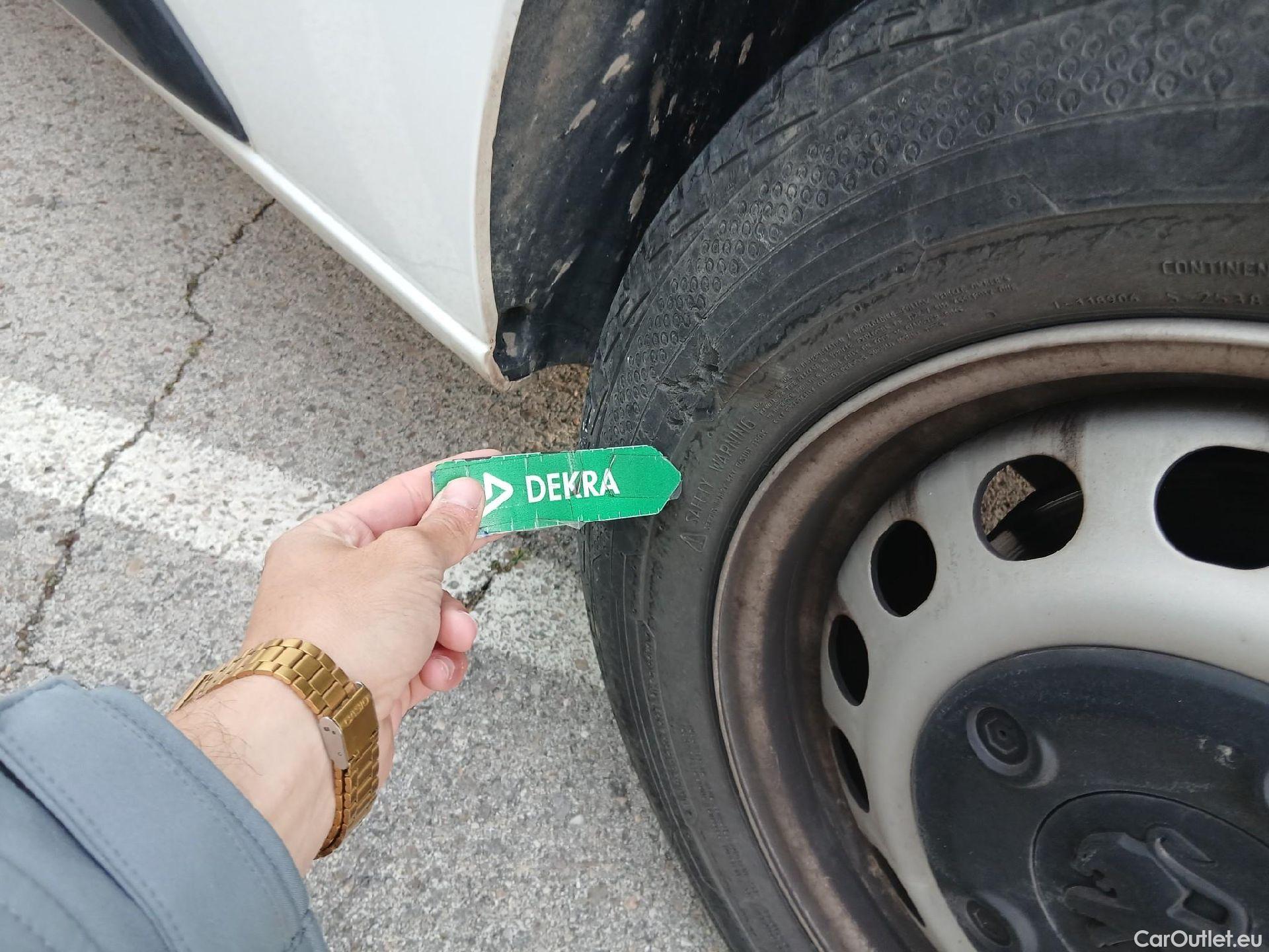  Peugeot  Expert PEUGEOT  / 2016 / 4P / furgón Furgón Pro 1.5 BlueHDi 120 Standard #22