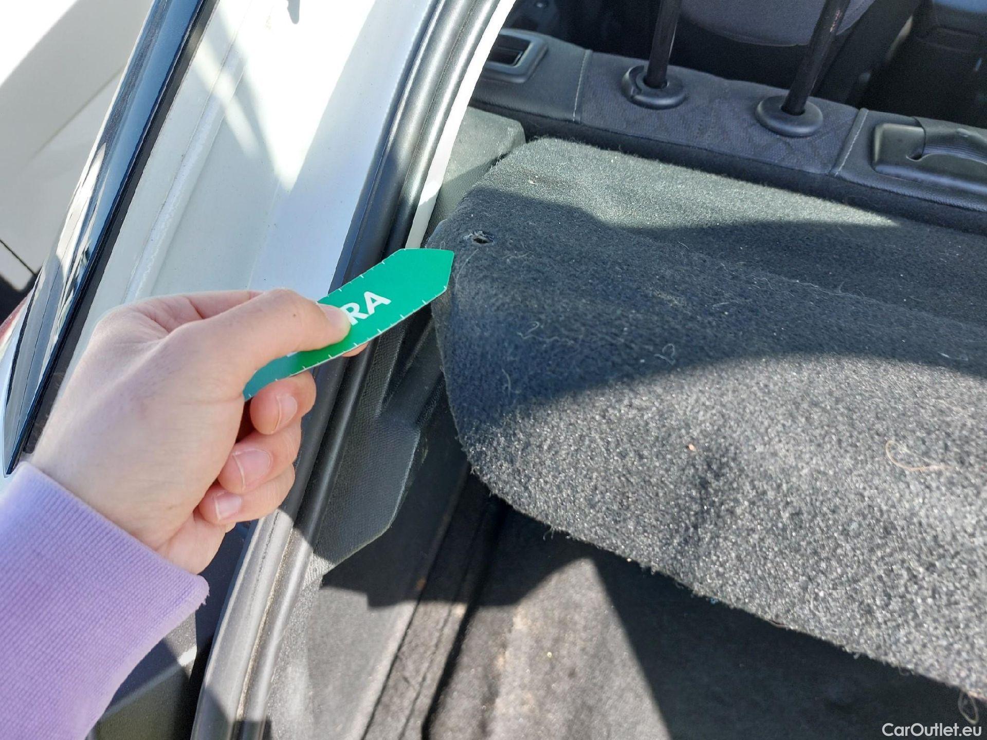  Opel  Corsa OPEL  1.2T XHL 74kW (100CV) Elegance #3