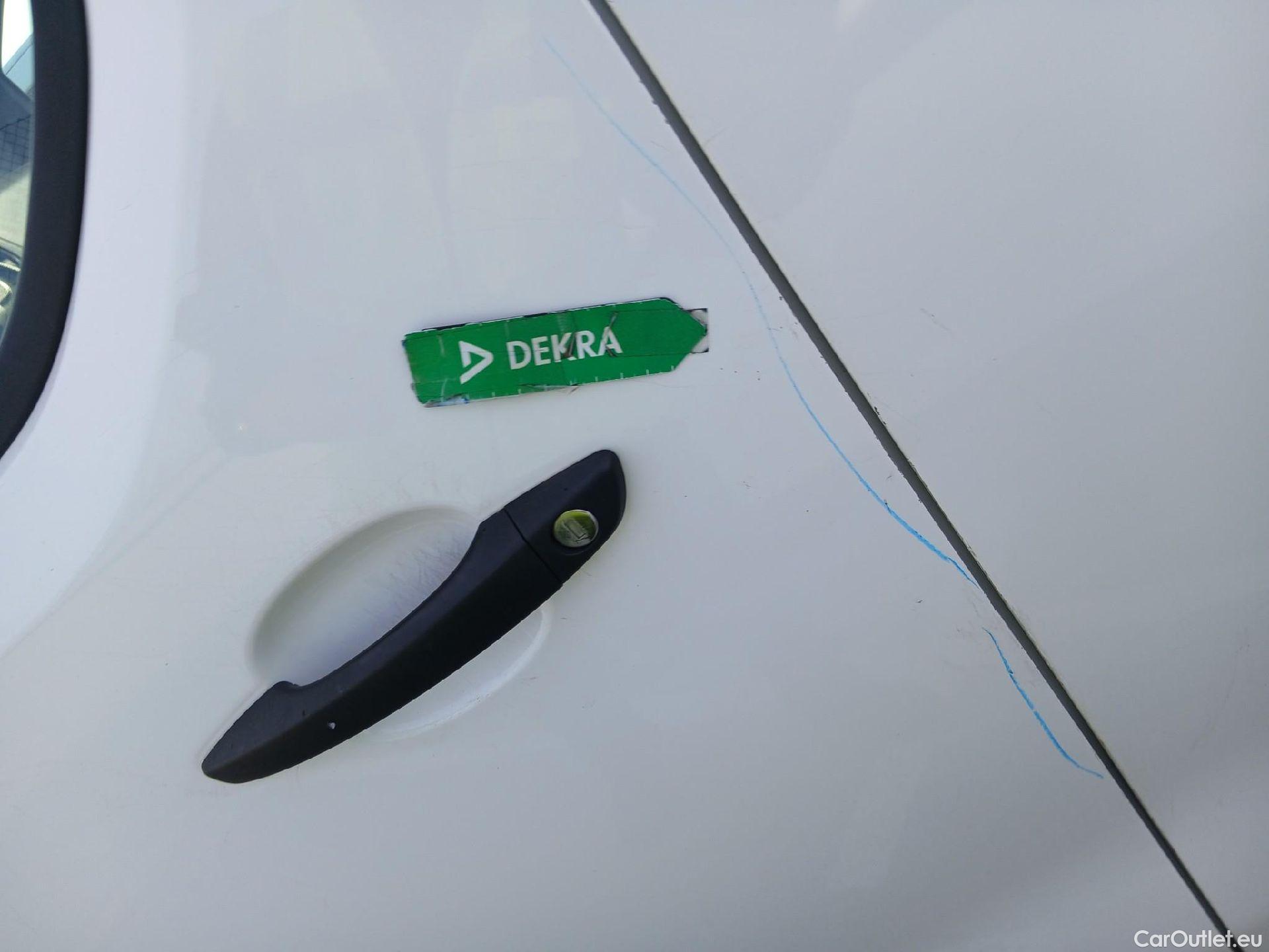  Peugeot  Expert PEUGEOT  / 2016 / 4P / furgón Furgón Pro 1.5 BlueHDi 120 Standard #13