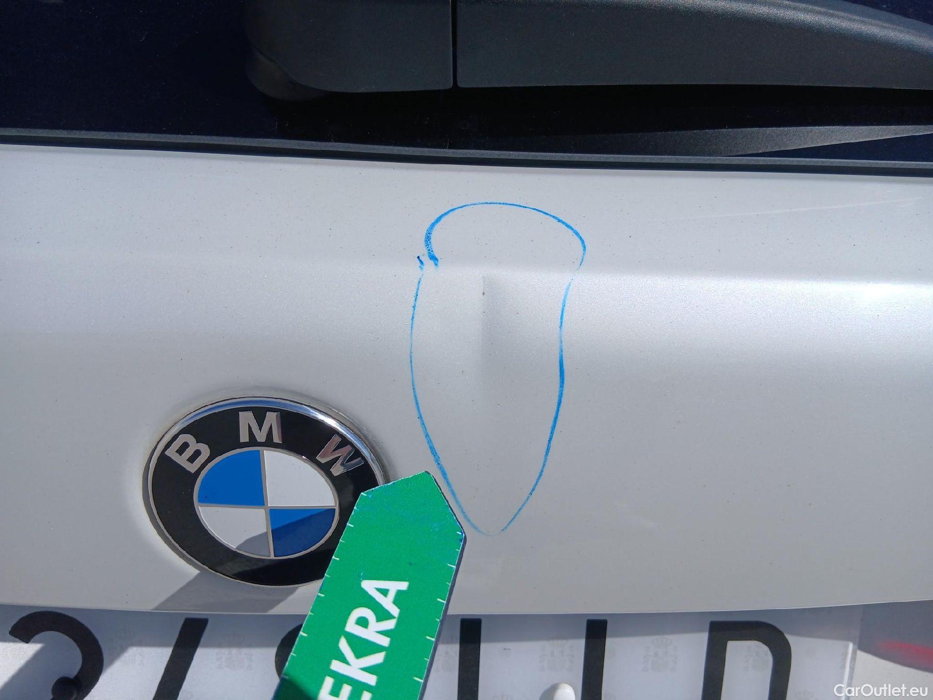  Bmw  Serie 1 BMW  / 2019 / 5P / berlina con portón 118i #24