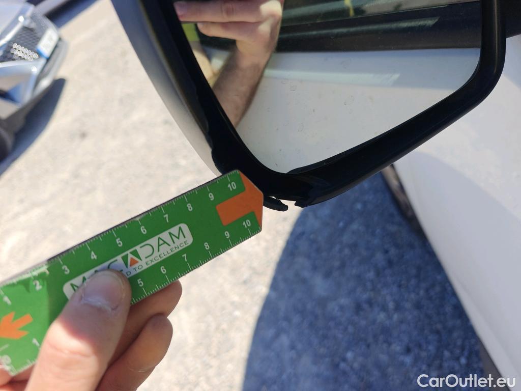  Opel  Combo OPEL  Life / 2018 / 4P / combi 1.5 TD 75kW (100CV) S/S Expression L (combi) (CX) #90