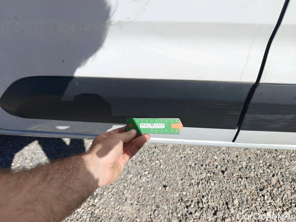  Opel  Combo OPEL  Life / 2018 / 4P / combi 1.5 TD 75kW (100CV) S/S Expression L (combi) (CX) #93