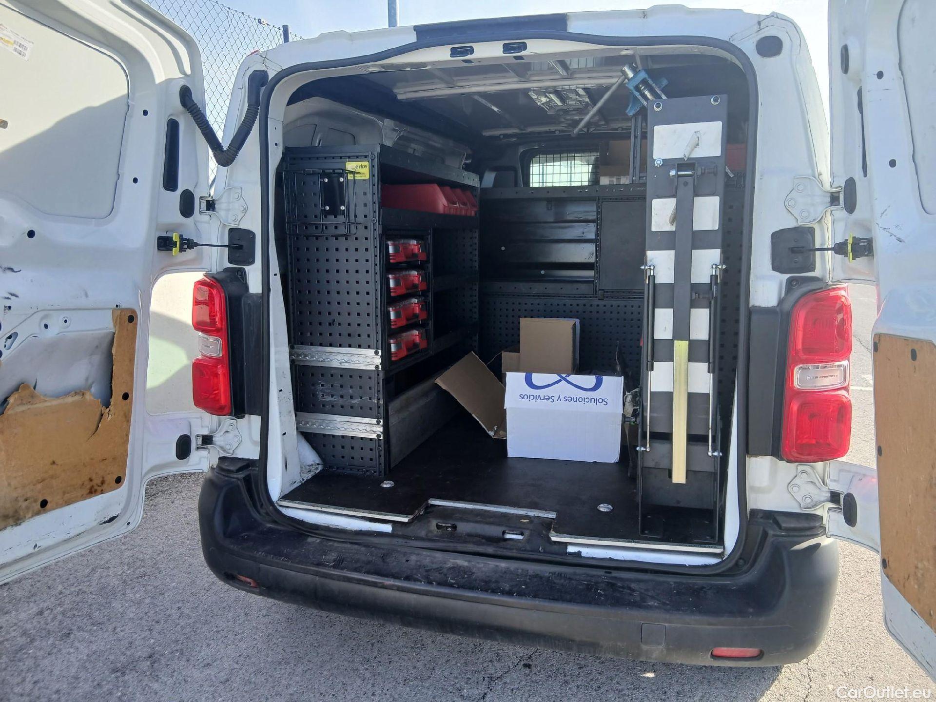  Toyota  Proace TOYOTA  / 2016 / 4P / furgón FU. MEDIO (L1) 2.0D 90kW COMFORT CARGA + #2