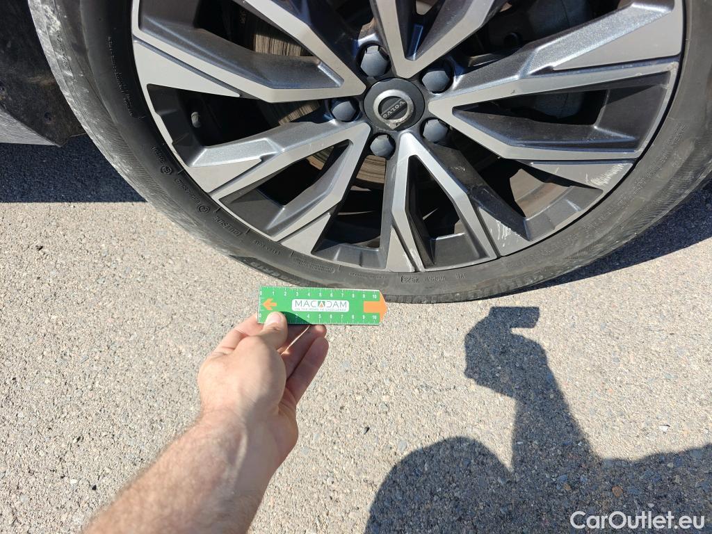  Volvo  XC60 VOLVO  / 2017 / 5P / todoterreno 2.0 B4 D Inscription Auto #6