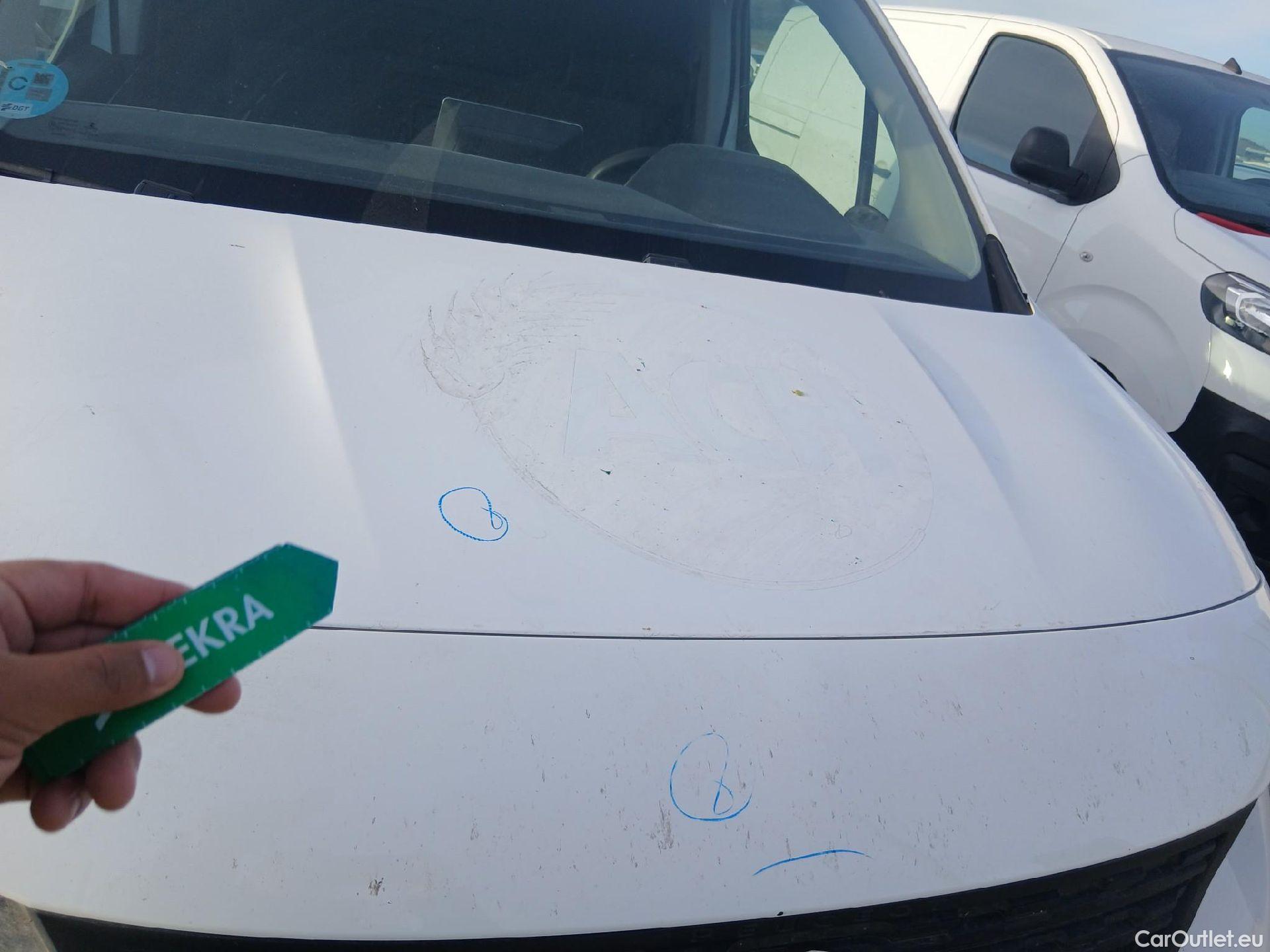  Peugeot  Partner PEUGEOT  / 2018 / 4P / furgón derivado de turismo Premium Standard 600kg BlueHDi 73kW (AC) #17