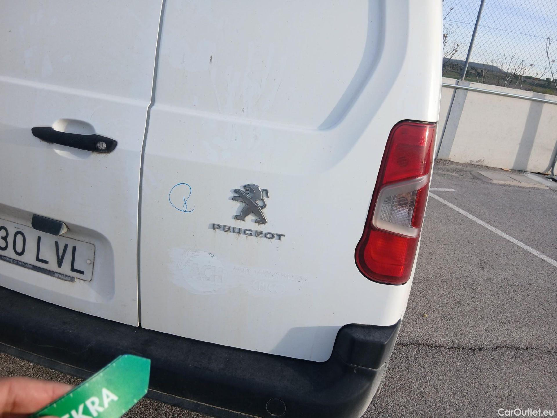  Peugeot  Partner PEUGEOT  / 2018 / 4P / furgón derivado de turismo Premium Standard 600kg BlueHDi 73kW (AC) #28