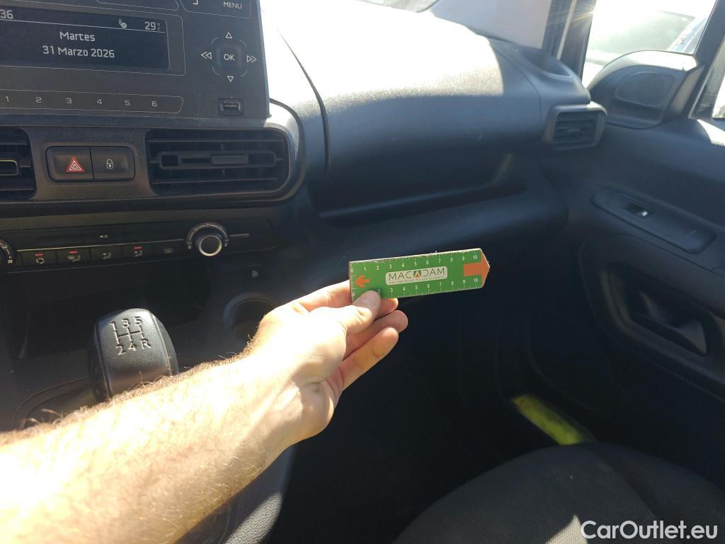  Opel  Combo OPEL  Life / 2018 / 4P / combi 1.5 TD 75kW (100CV) S/S Expression L (combi) (CX) #87