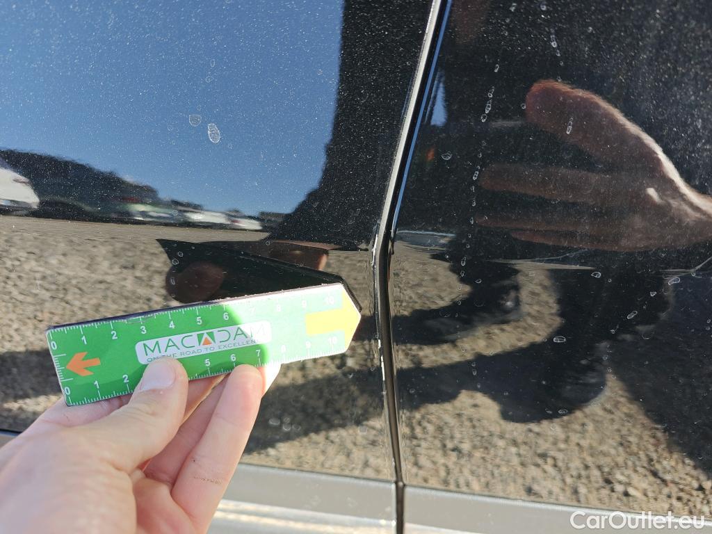  Mercedes  GLA MERCEDES-BENZ  / 2020 / 5P / todoterreno  200 D #30