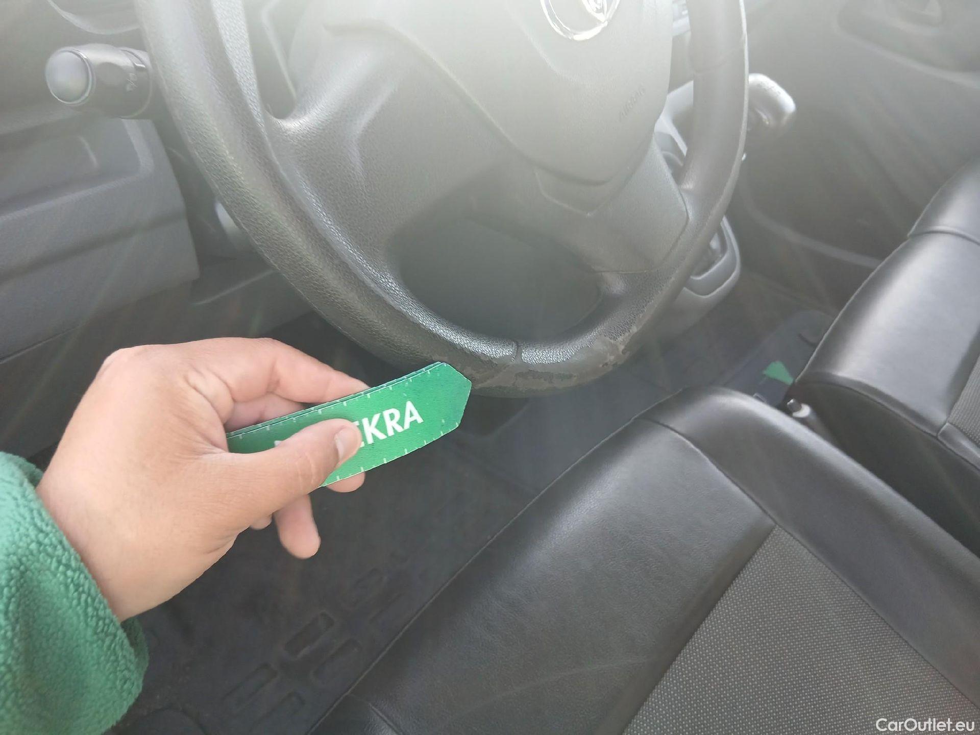  Toyota  Proace TOYOTA  / 2016 / 4P / furgón FU. MEDIO (L1) 2.0D 90kW COMFORT CARGA + #9