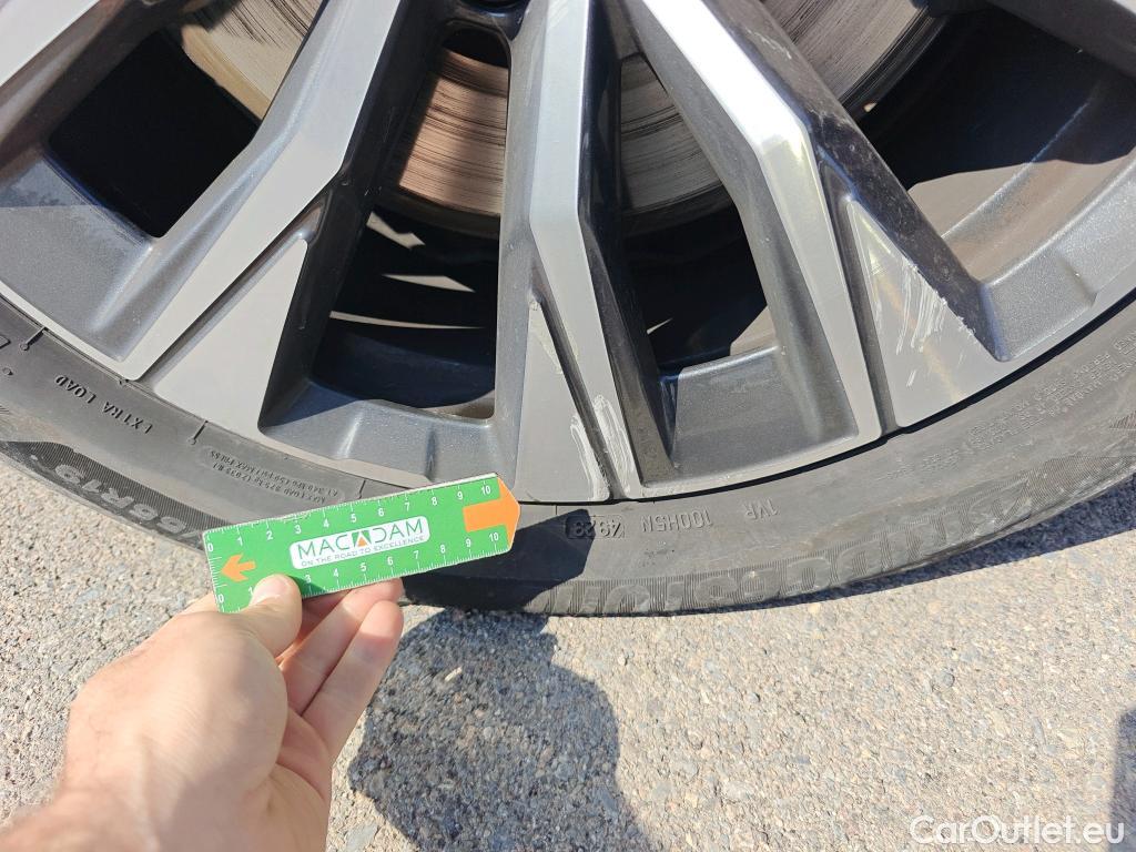  Volvo  XC60 VOLVO  / 2017 / 5P / todoterreno 2.0 B4 D Inscription Auto #17