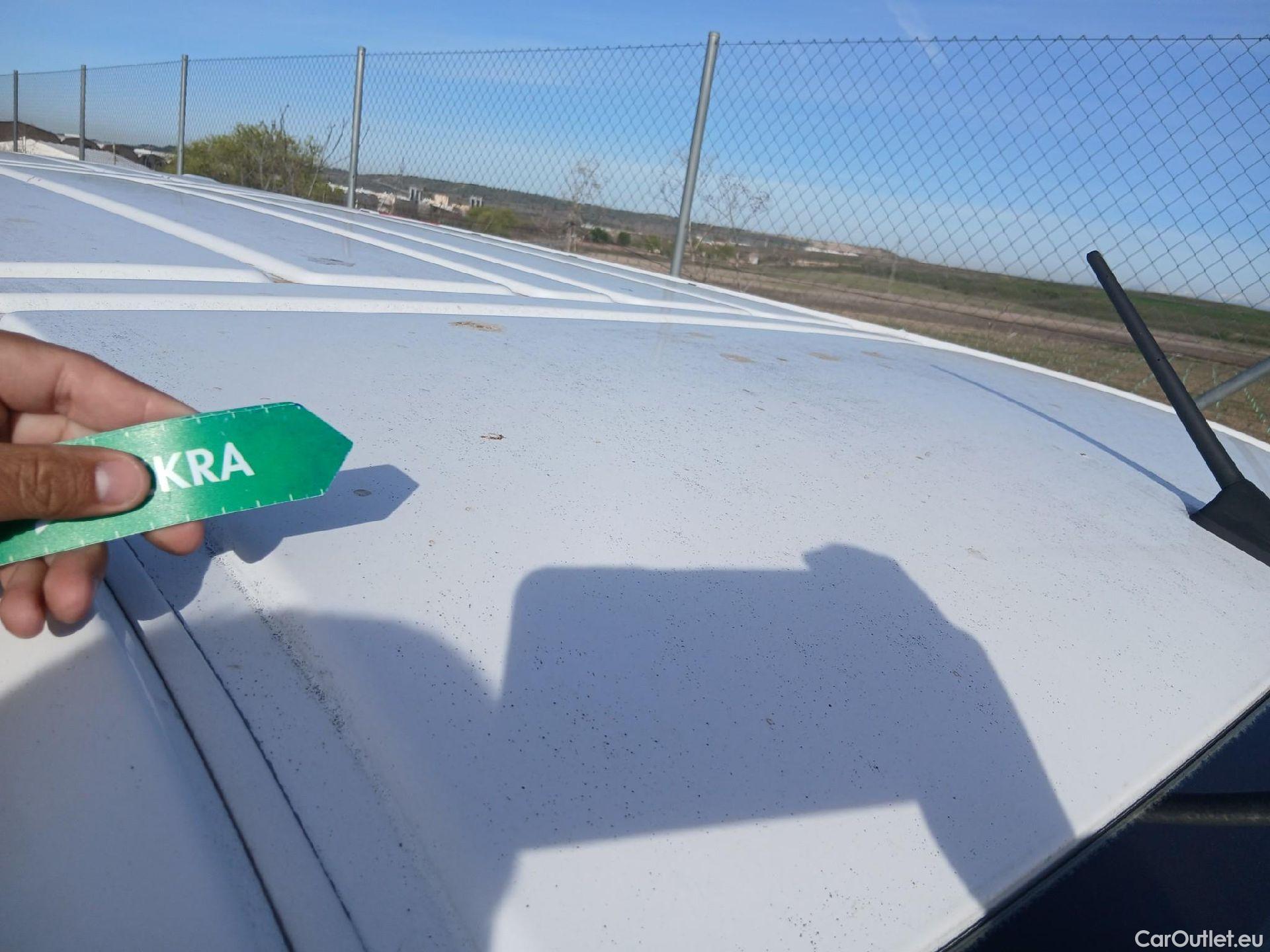  Toyota  Proace TOYOTA  / 2016 / 4P / furgón FU. MEDIO (L1) 2.0D 90kW COMFORT CARGA + #51