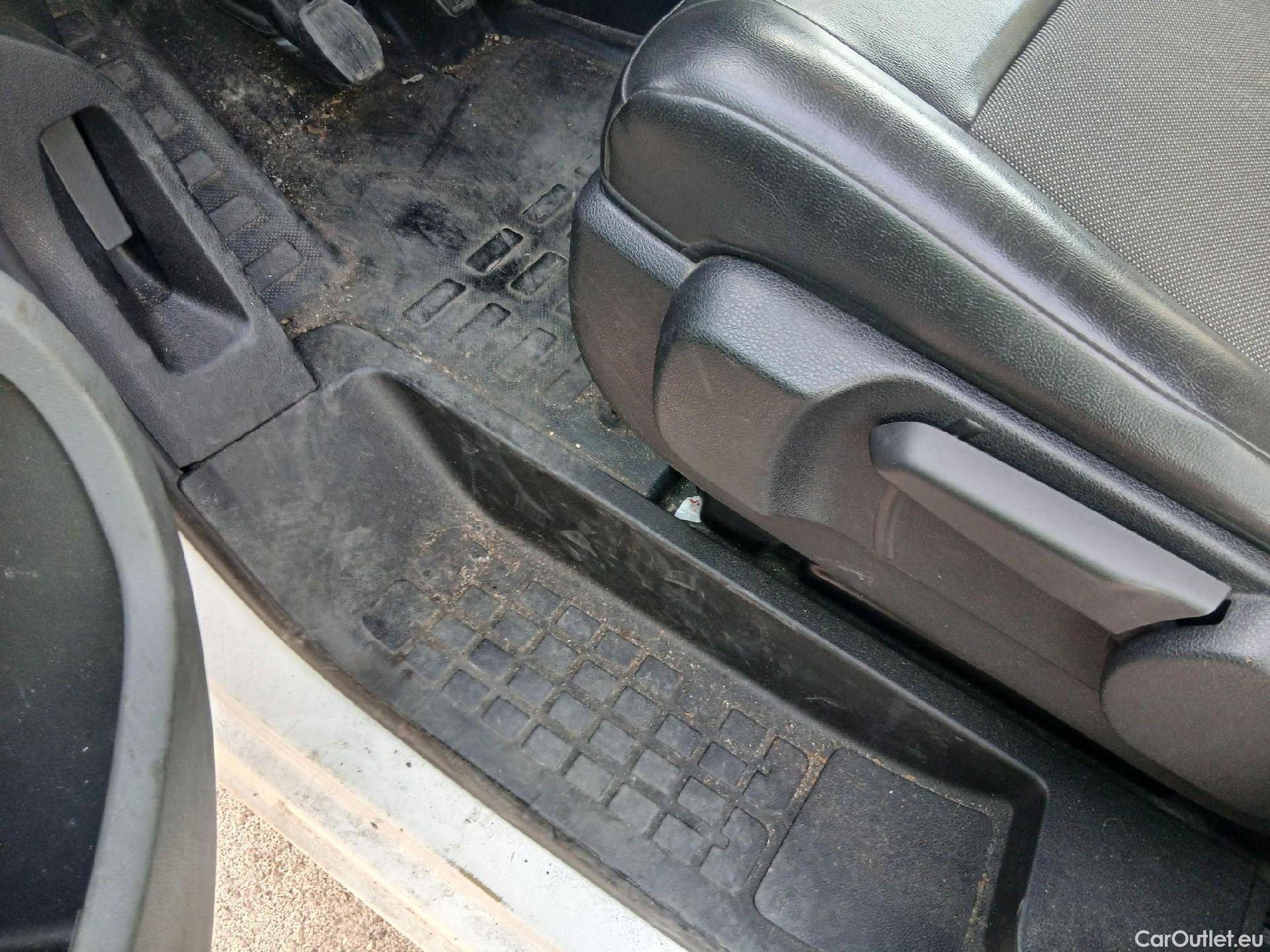  Toyota  Proace TOYOTA  / 2016 / 4P / furgón FU. MEDIO (L1) 2.0D 90kW COMFORT CARGA + #8