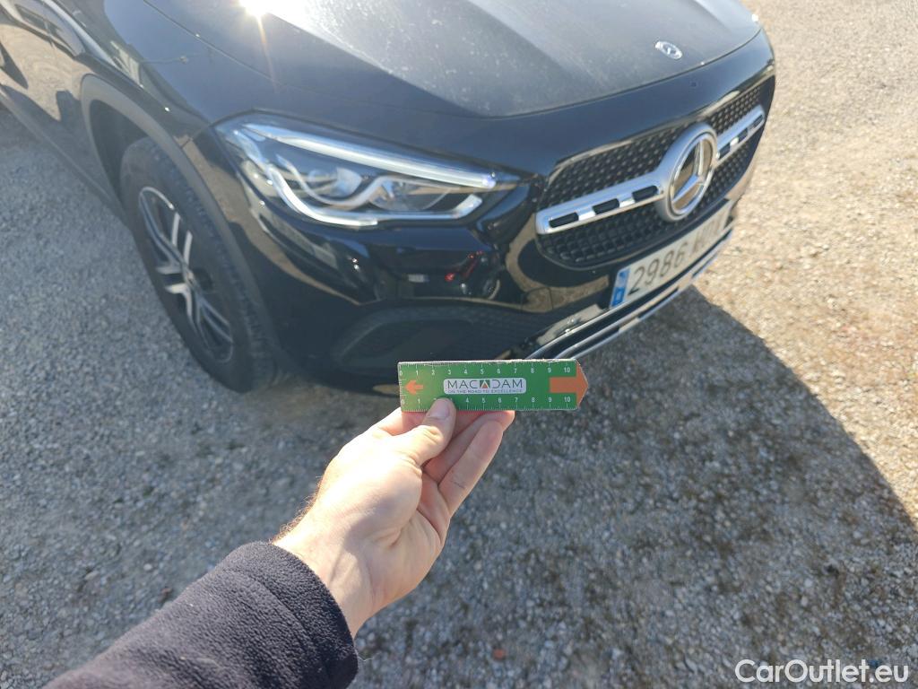  Mercedes  GLA MERCEDES-BENZ  / 2020 / 5P / todoterreno  200 D #19