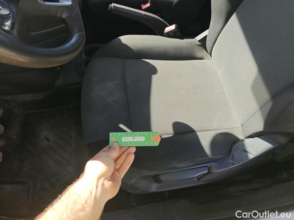  Opel  Combo OPEL  Life / 2018 / 4P / combi 1.5 TD 75kW (100CV) S/S Expression L (combi) (CX) #75