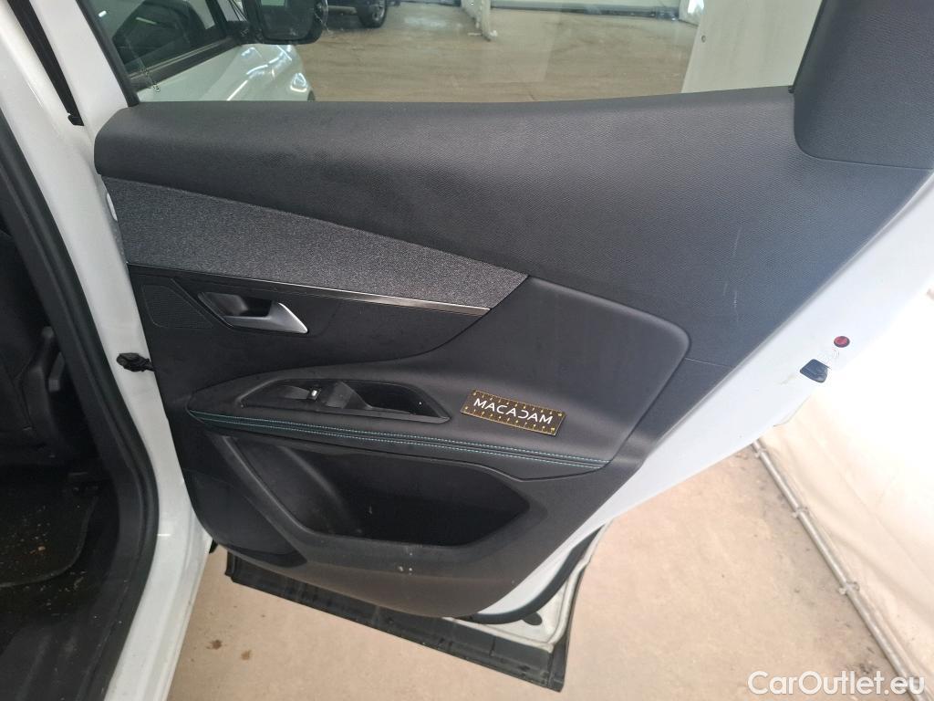  Peugeot  3008  II Allure Pack 1.2 PureTech 130CV BVA8 E6d #40