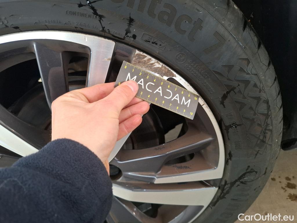  Peugeot  3008  II Allure Pack 1.2 PureTech 130CV BVA8 E6d #44