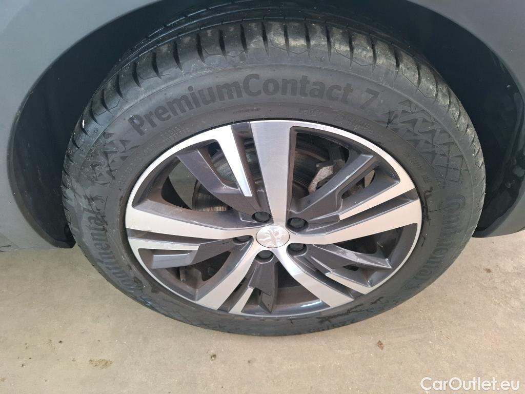  Peugeot  3008  II Allure Pack 1.2 PureTech 130CV BVA8 E6d #63