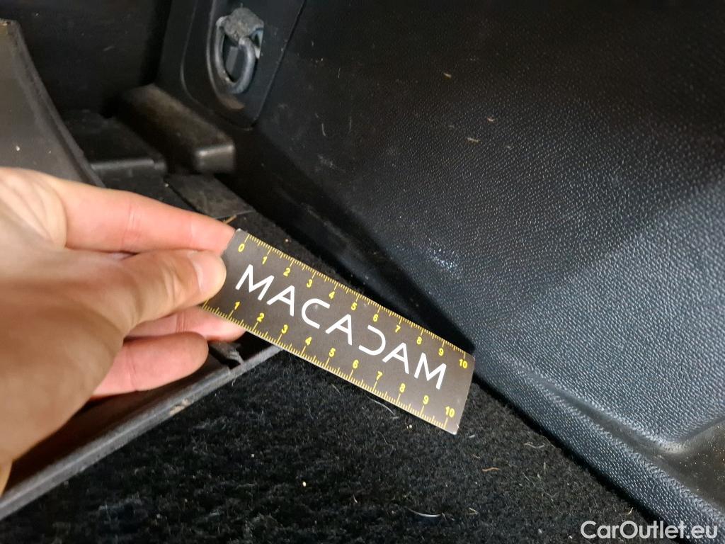  Peugeot  3008  II Allure Pack 1.2 PureTech 130CV BVA8 E6d #61