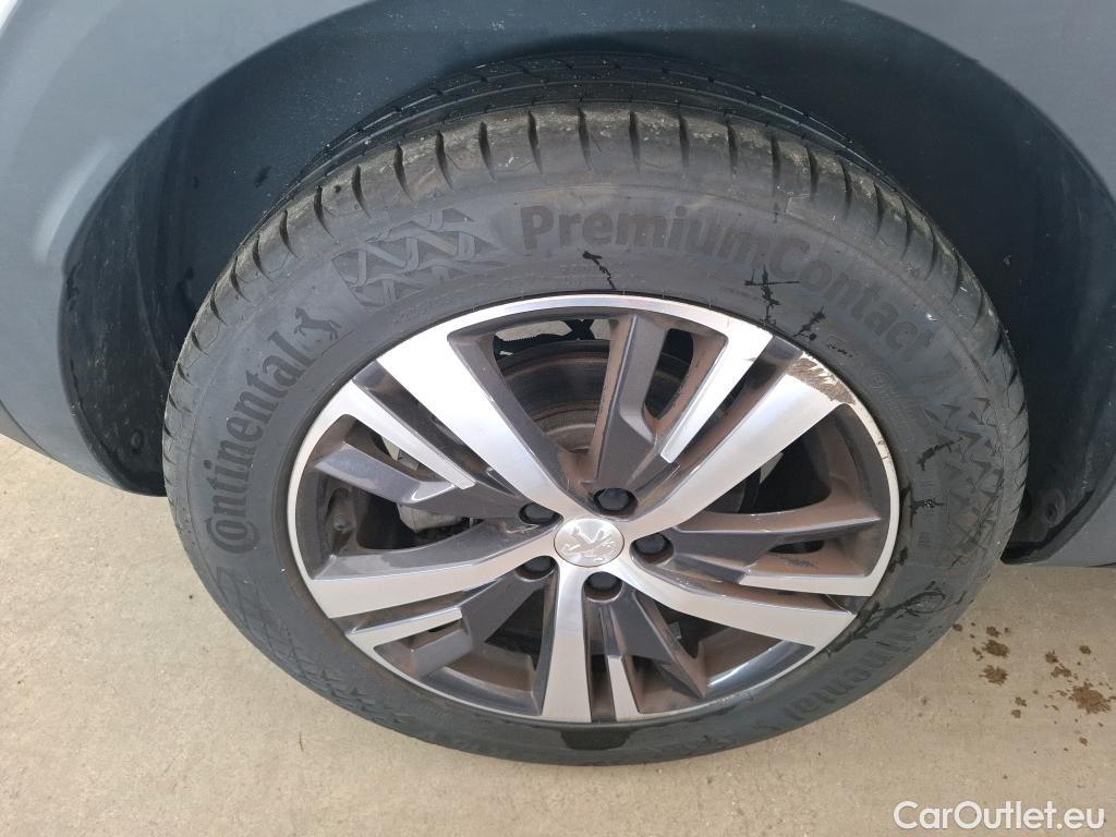  Peugeot  3008  II Allure Pack 1.2 PureTech 130CV BVA8 E6d #42