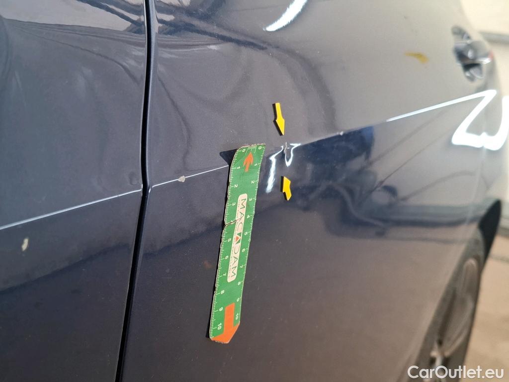  Bmw  Serie 1 Série 1 Berline 118 i Edition Sport 1.5 135CV BVA7 E6d #28