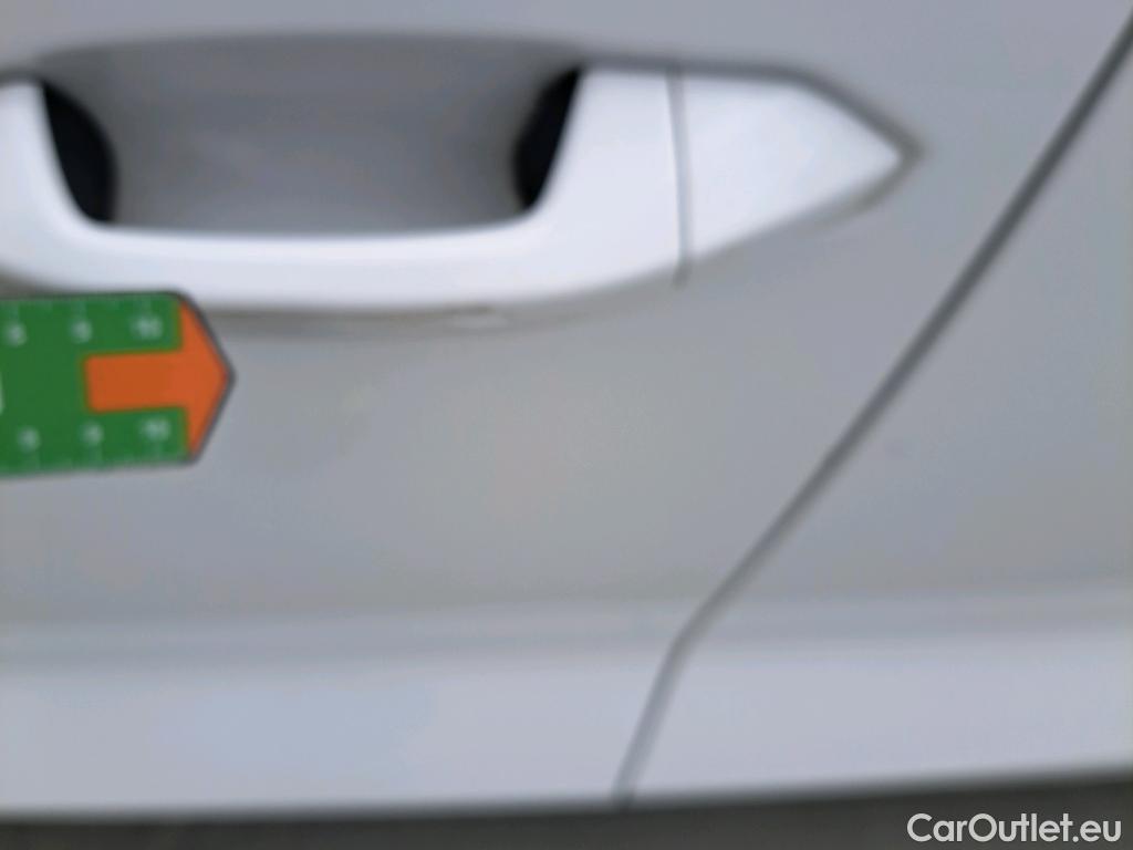  Audi  A3 AUDI  / 2020 / 5P / berlina con portón Sportback 30 TDI 85kW (116CV) #25